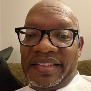 Meet your Posher, Clyde